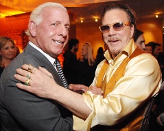 Ric Flair junto a Mickey Rourke